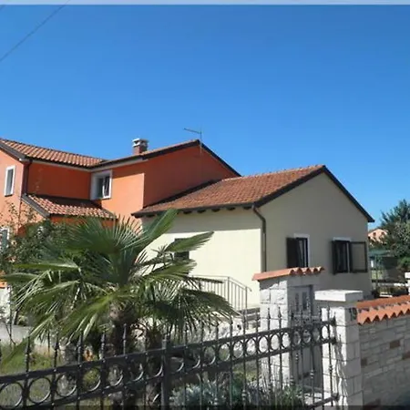 Klara Appartamento Umago